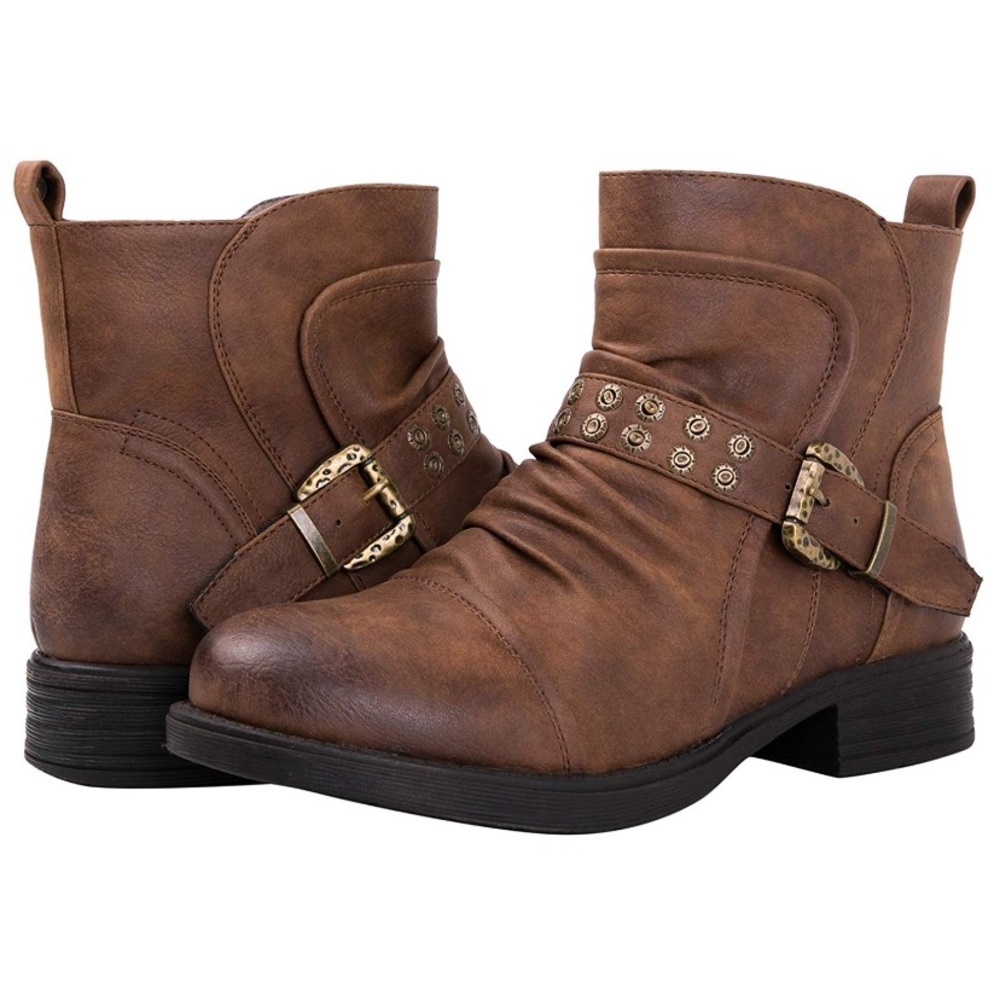 NWT women’s boots